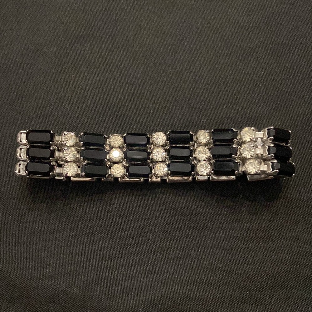 Weiss Rhinestone Bracelet - Picture 5 of 12